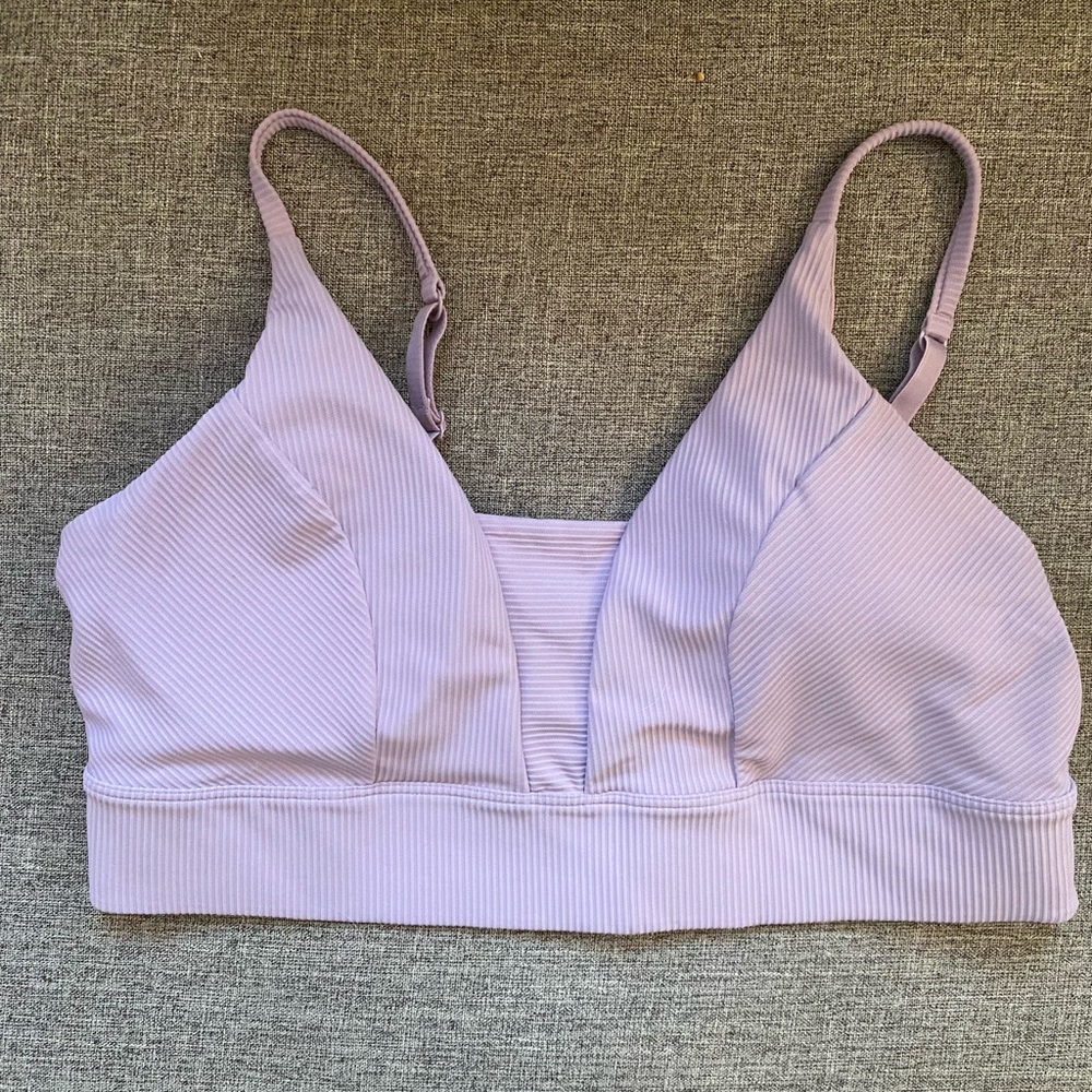 EUC Old Navy Powersoft Sports Bra